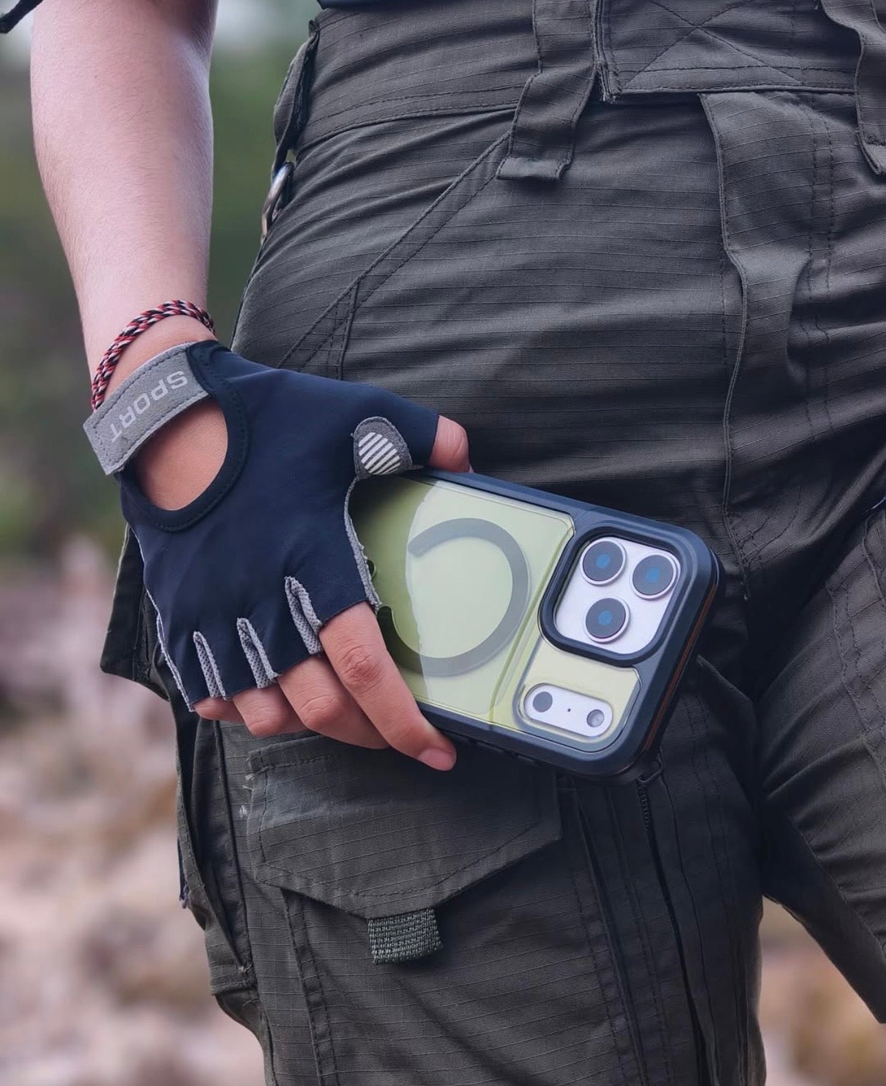 Cover iPhone 17 Pro Max | ZAGG Rainier Snap con Kickstand