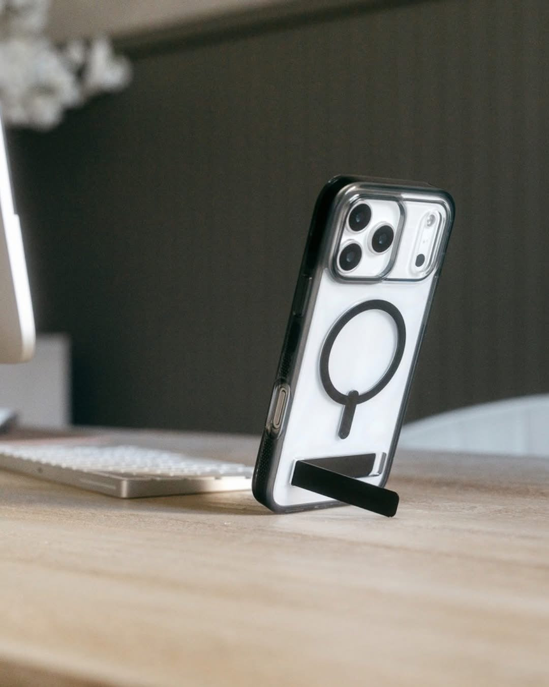 Cover iPhone 17 Pro Max | ZAGG Santa Cruz Snap con Kickstand